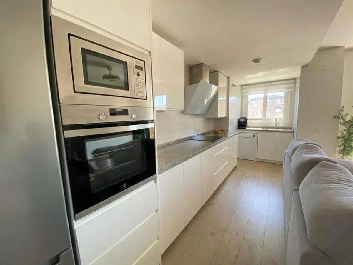 Appartement te koop in Málaga | 4 slaapkamers H5078860