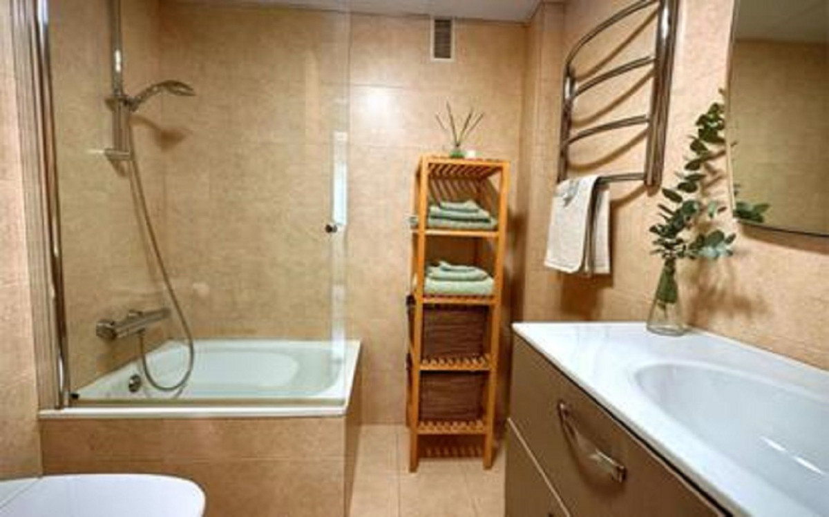 Appartement te koop in Málaga | 4 slaapkamers H5111671