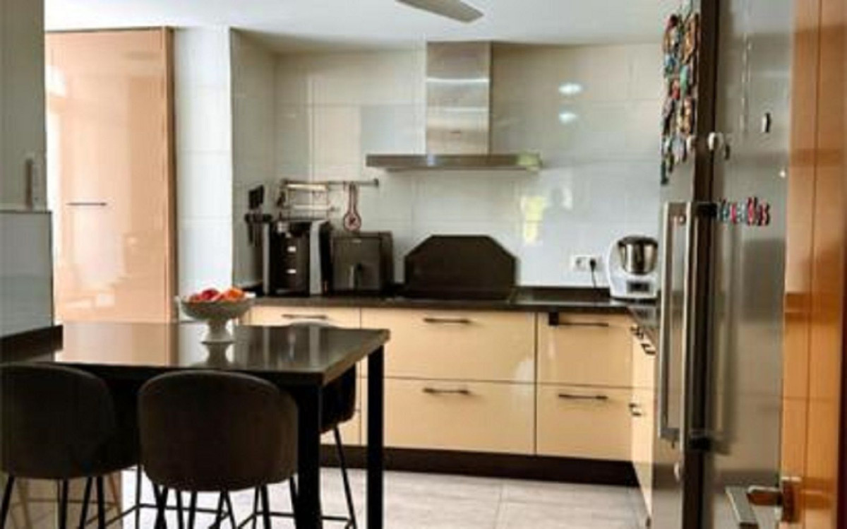 Appartement te koop in Málaga | 4 slaapkamers H5111671
