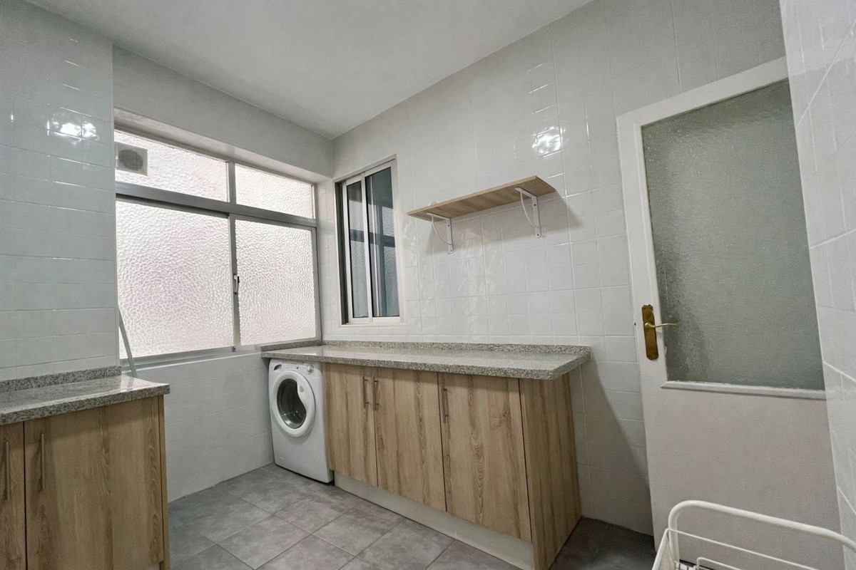 Appartement te koop in Málaga | 4 slaapkamers H5353405