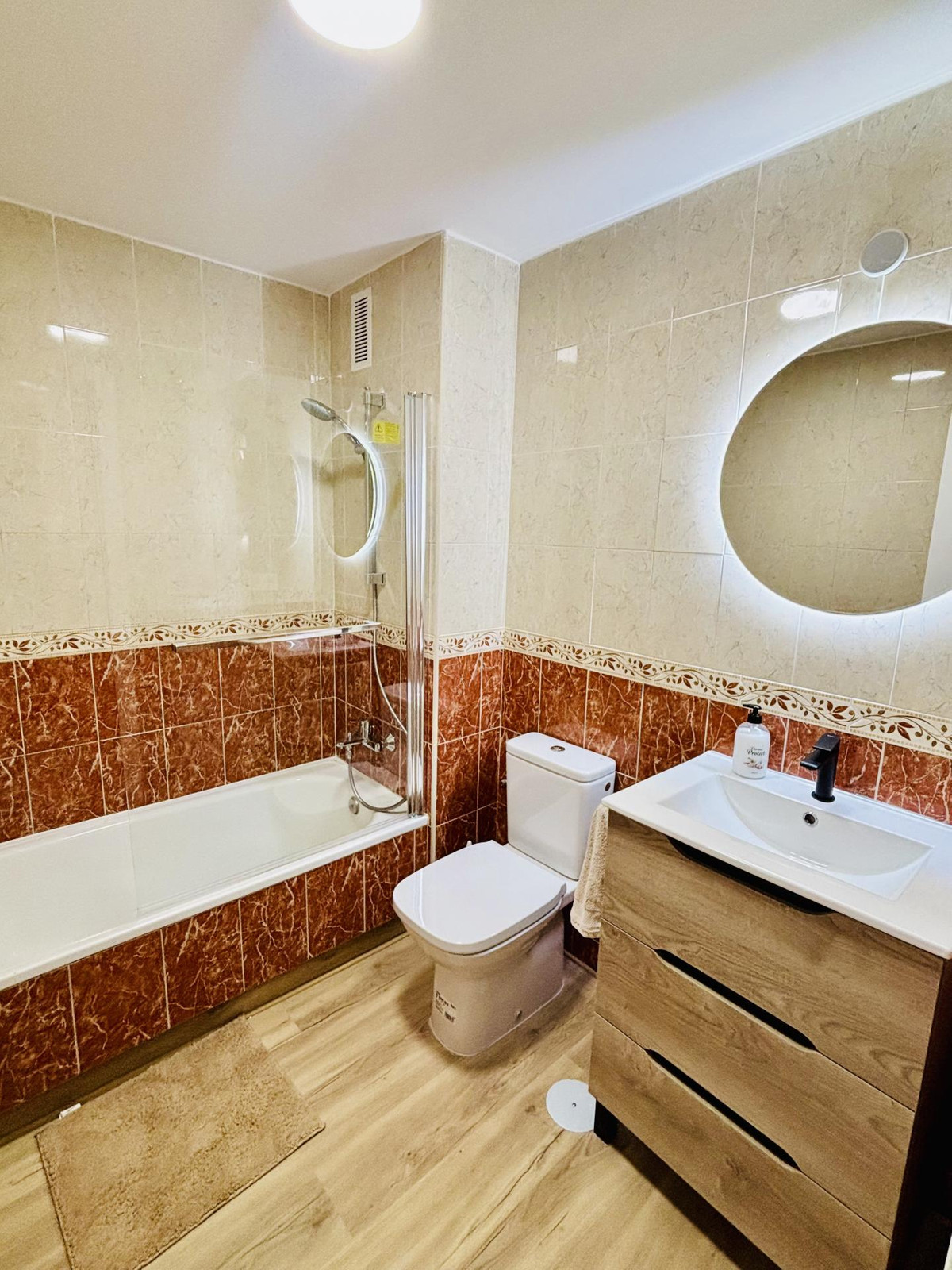 Appartement te koop in Málaga | 4 slaapkamers H5357923