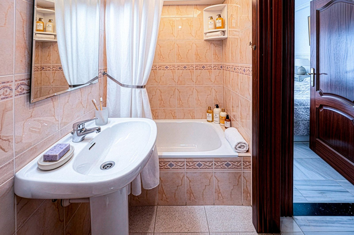 Appartement te koop in Málaga | 4 slaapkamers H5361487