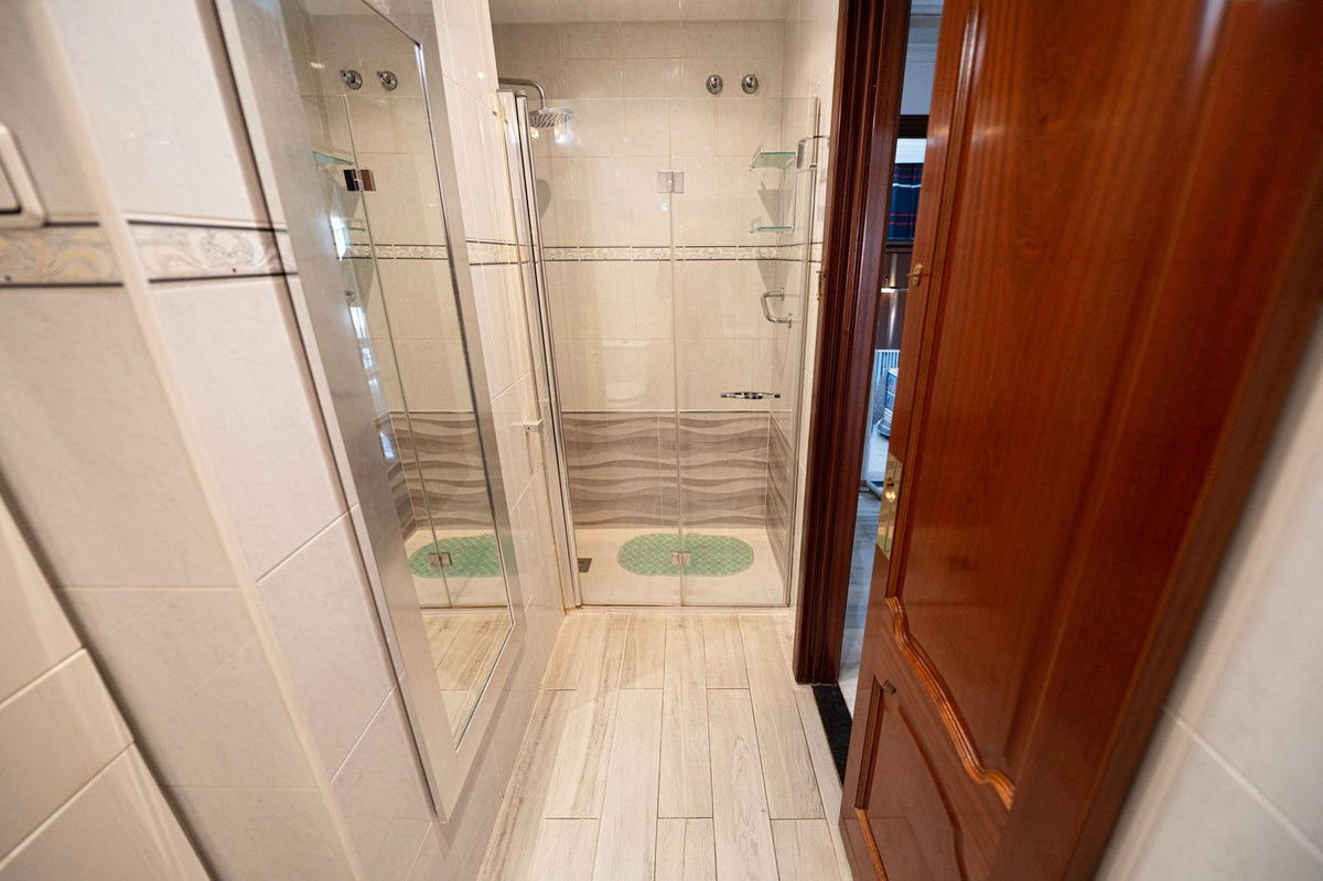 Appartement te koop in Málaga | 4 slaapkamers H5361487