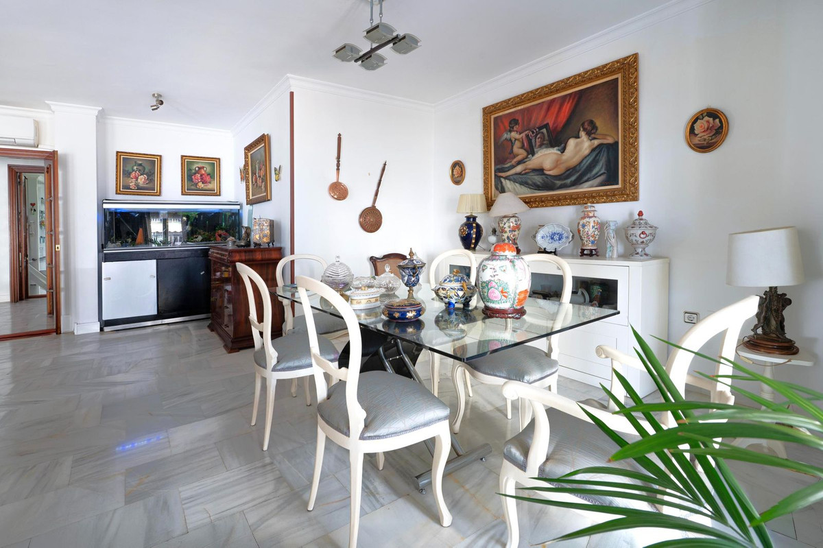 Appartement te koop in Málaga | 4 slaapkamers H5361487