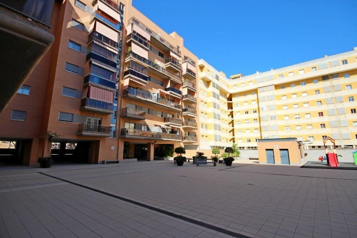 Vrijstaande Villa te koop in Málaga | 2 slaapkamers H5408149