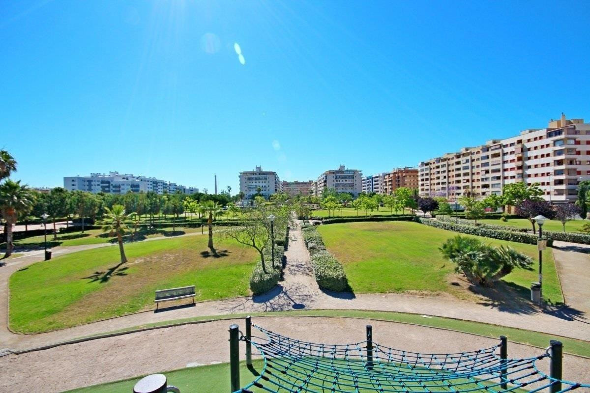 Appartement te koop in Málaga | 3 slaapkamers H5408167