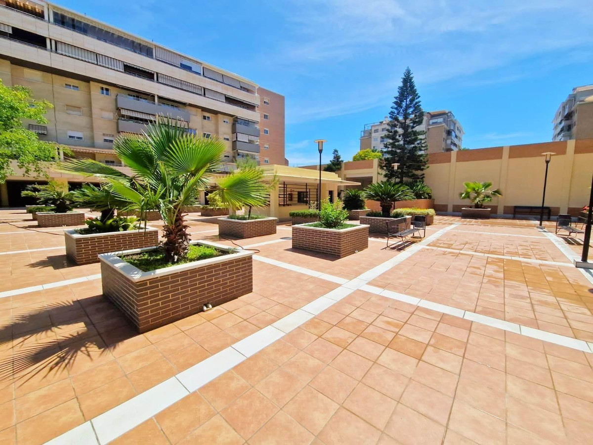 Property main view 60
