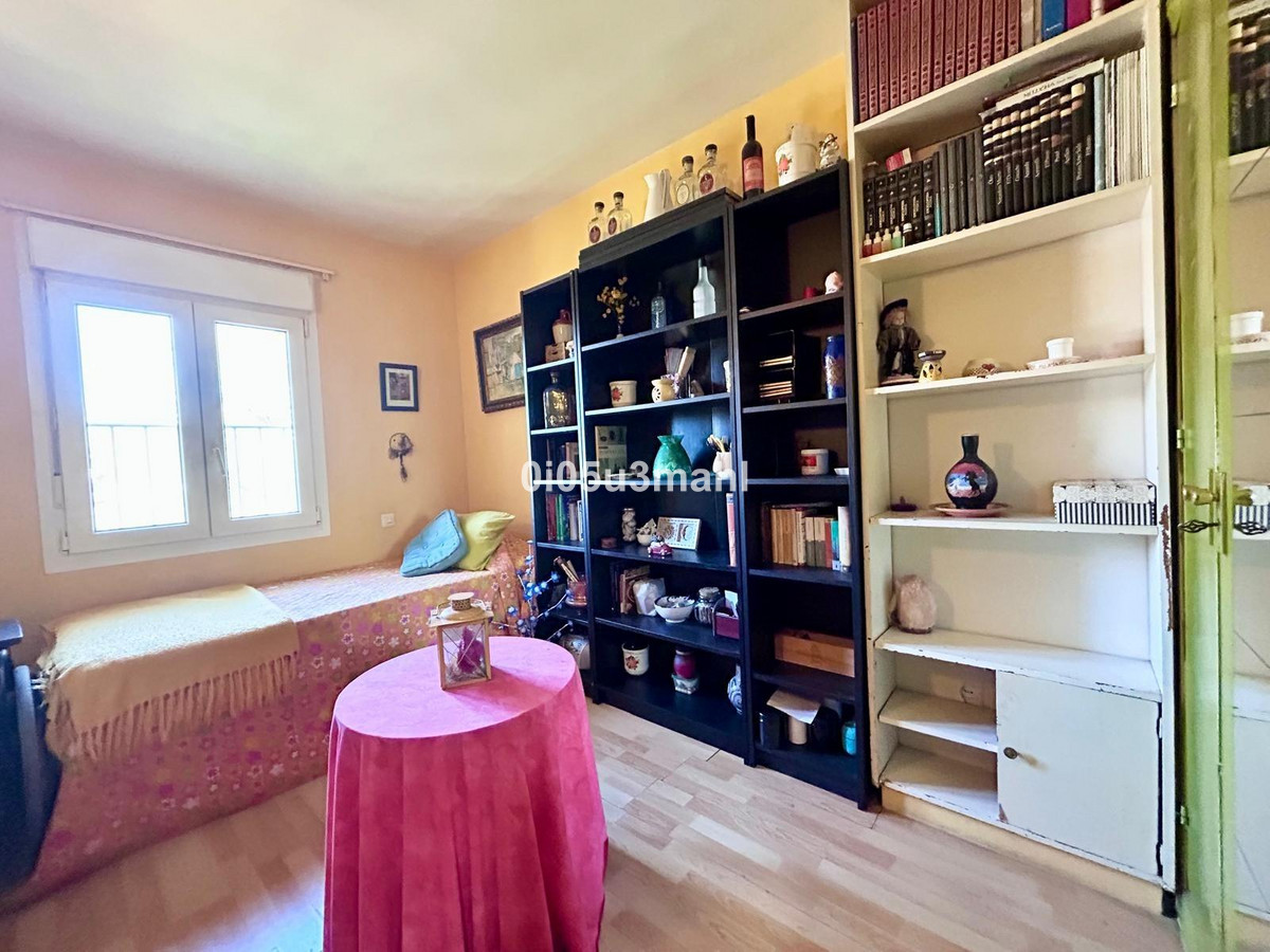 Property main view 33