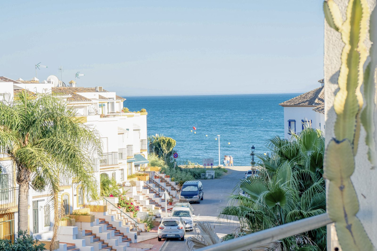 Huis te koop in Estepona | 4 slaapkamers H5452294