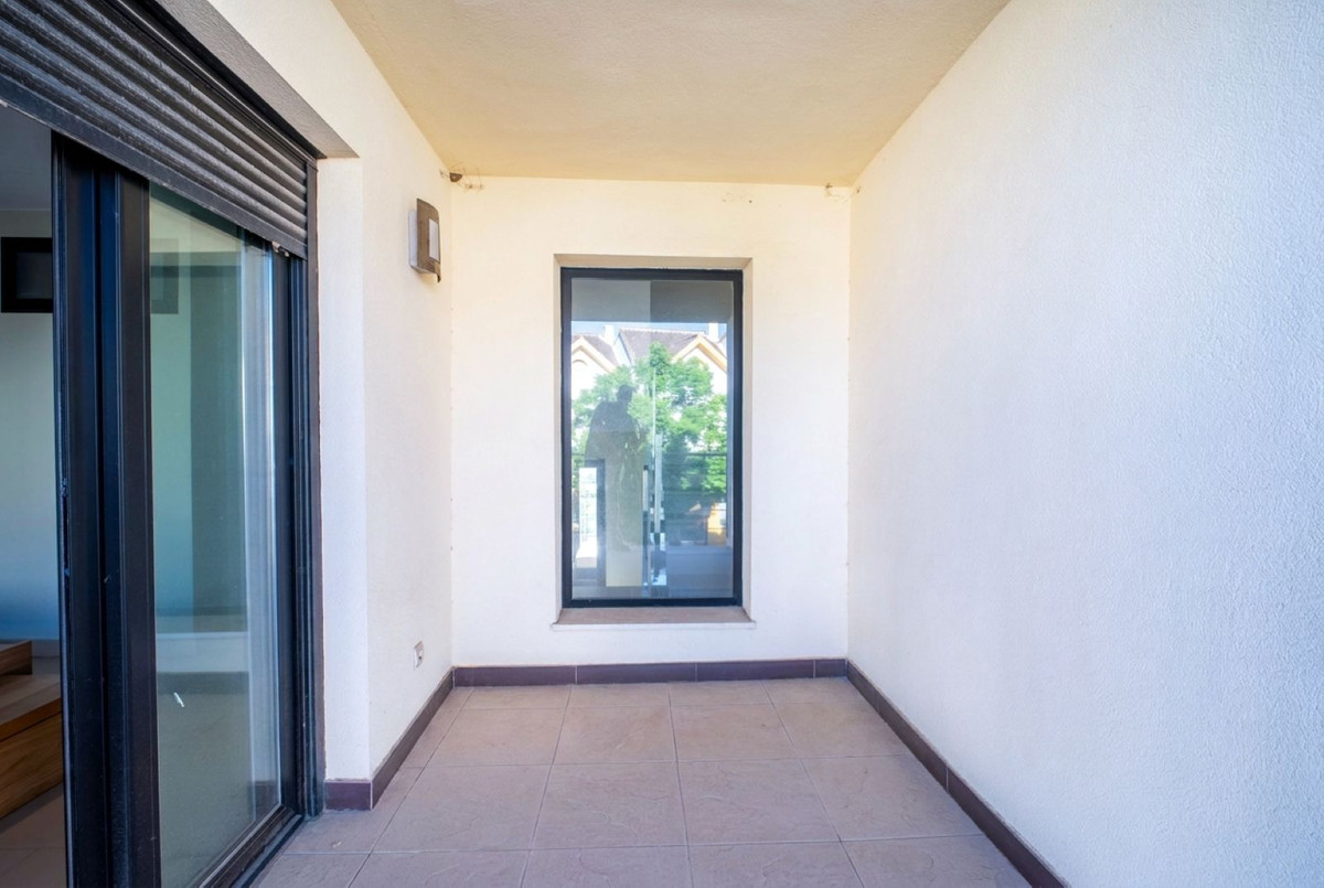 Huis te koop in Estepona | 4 slaapkamers H5452294