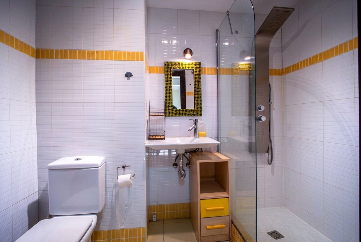Huis te koop in Estepona | 4 slaapkamers H5452294