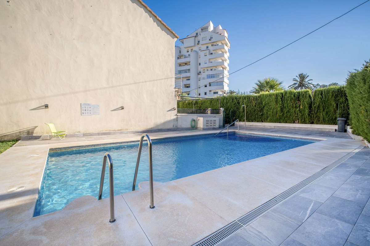 Huis te koop in Estepona | 4 slaapkamers H5452294