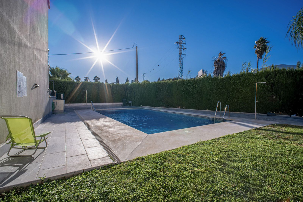 Huis te koop in Estepona | 4 slaapkamers H5452294