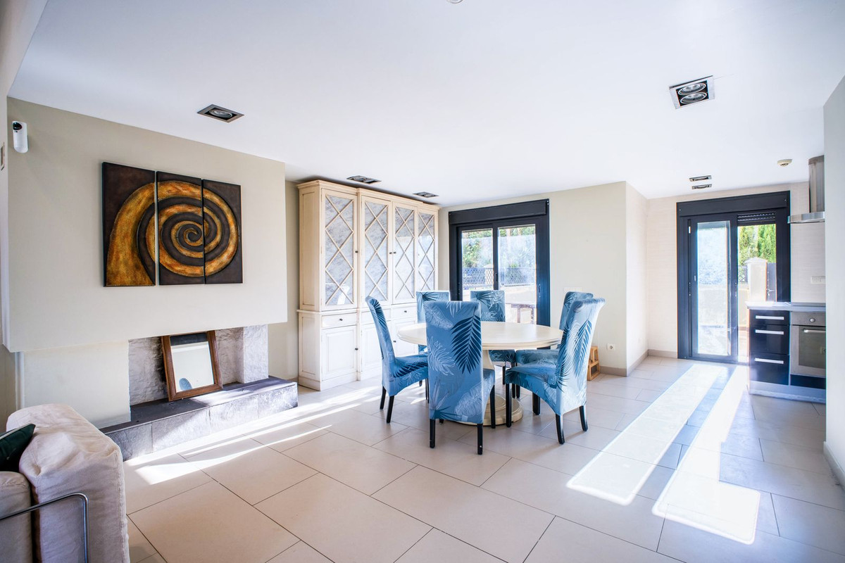 Huis te koop in Estepona | 4 slaapkamers H5452294