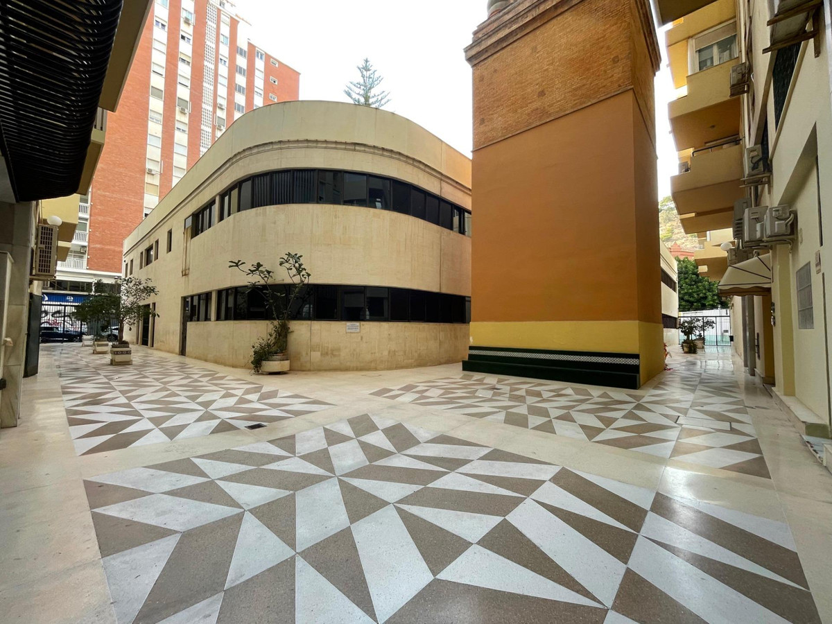 Appartement te koop in Málaga | 4 slaapkamers H5505172