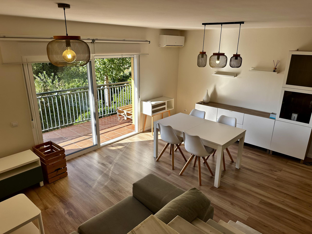 Duplex te koop in Málaga | 4 slaapkamers H5516542