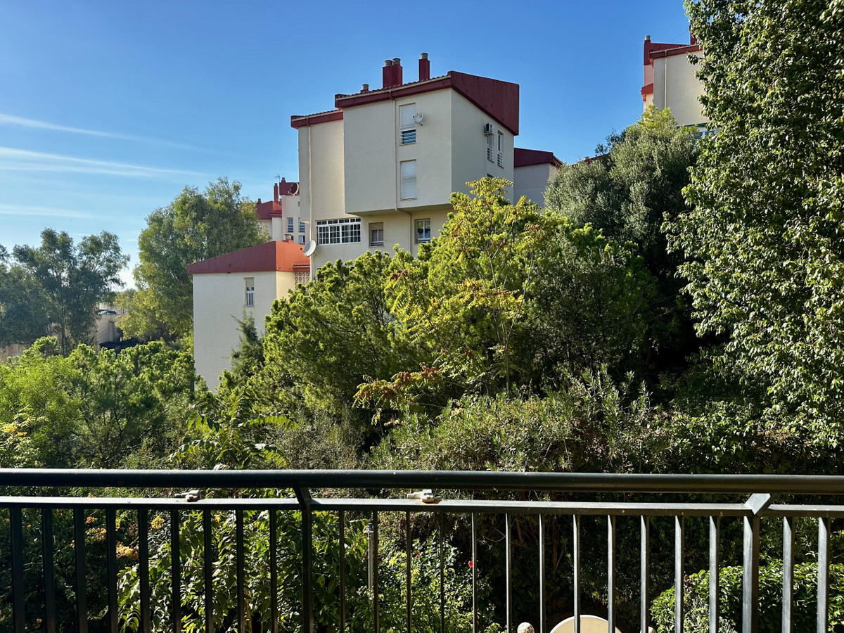 Duplex te koop in Málaga | 4 slaapkamers H5516542