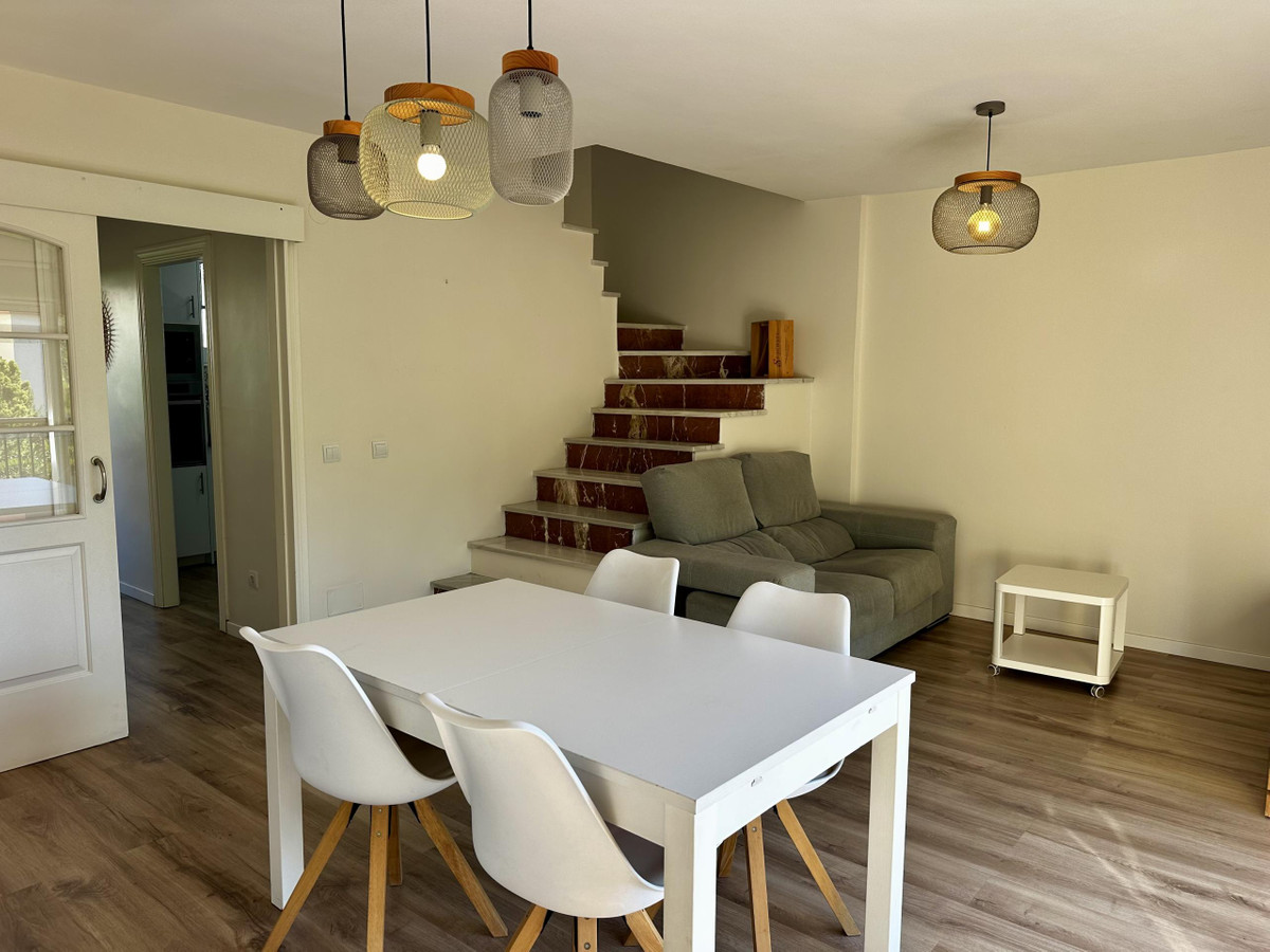 Duplex te koop in Málaga | 4 slaapkamers H5516542