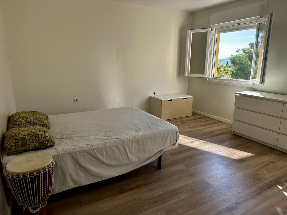Duplex te koop in Málaga | 4 slaapkamers H5516542
