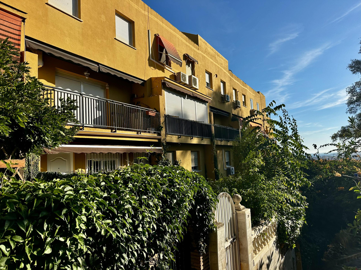 Duplex te koop in Málaga | 4 slaapkamers H5516542
