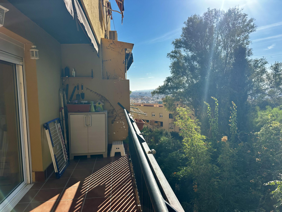 Duplex te koop in Málaga | 4 slaapkamers H5516542