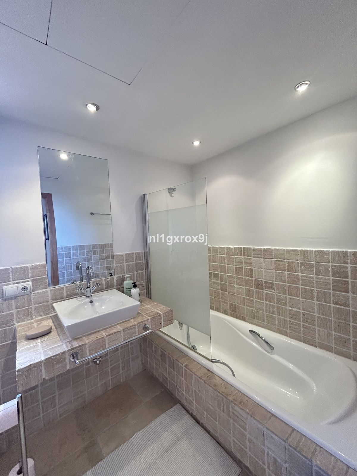 Property main view 40