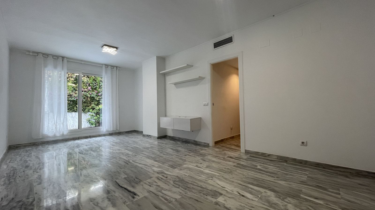 Vrijstaande Villa te koop in Málaga | 2 slaapkamers H5526706