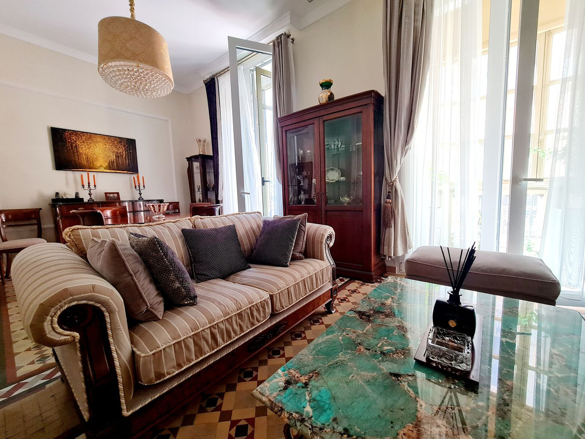 Appartement te koop in Málaga Centro | 5 slaapkamers H4819630