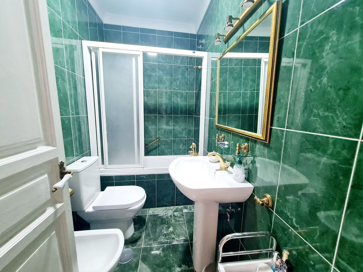 Appartement te koop in Málaga Centro | 5 slaapkamers H4819630