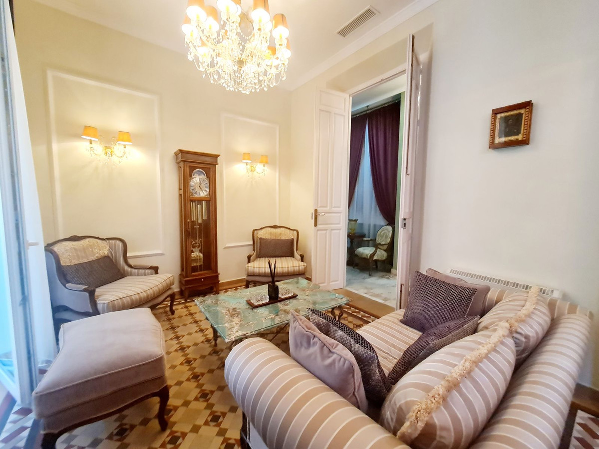 Appartement te koop in Málaga Centro | 5 slaapkamers H4819630