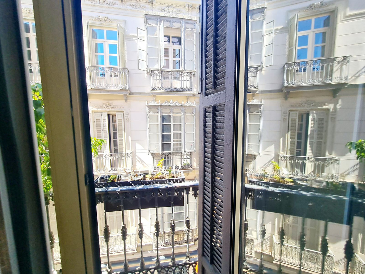 Appartement te koop in Málaga Centro | 5 slaapkamers H4819630