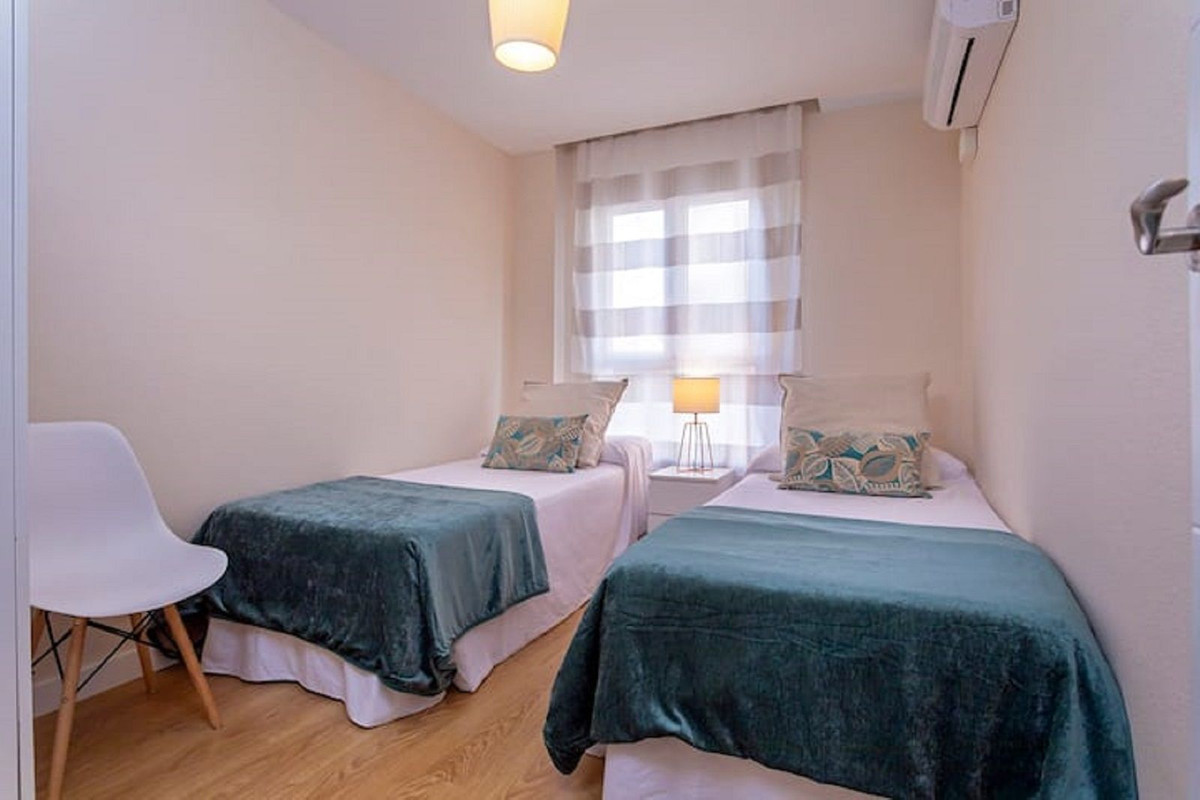 Tussenverdieping Appartement in Málaga Centro-4
