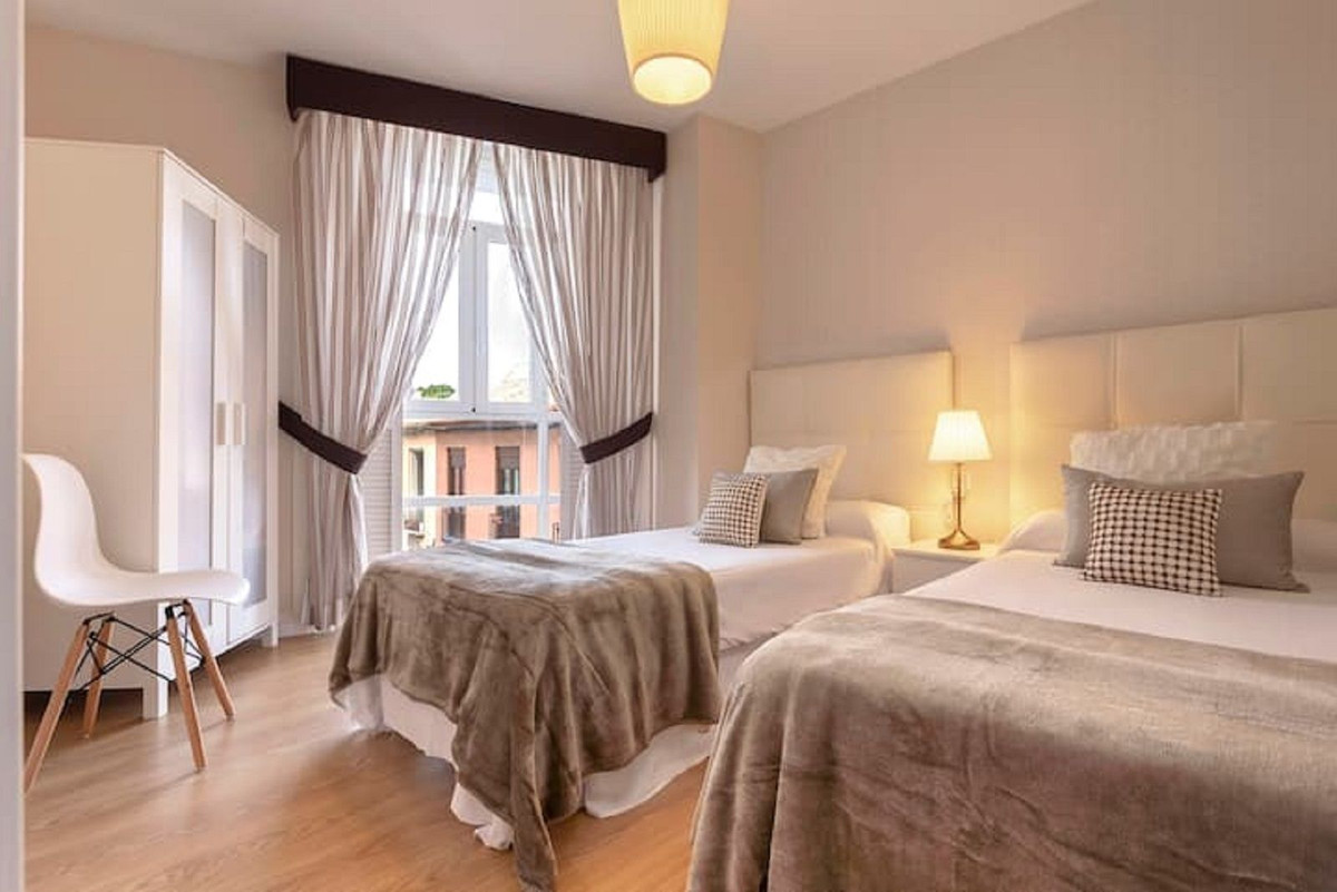 Tussenverdieping Appartement in Málaga Centro-8