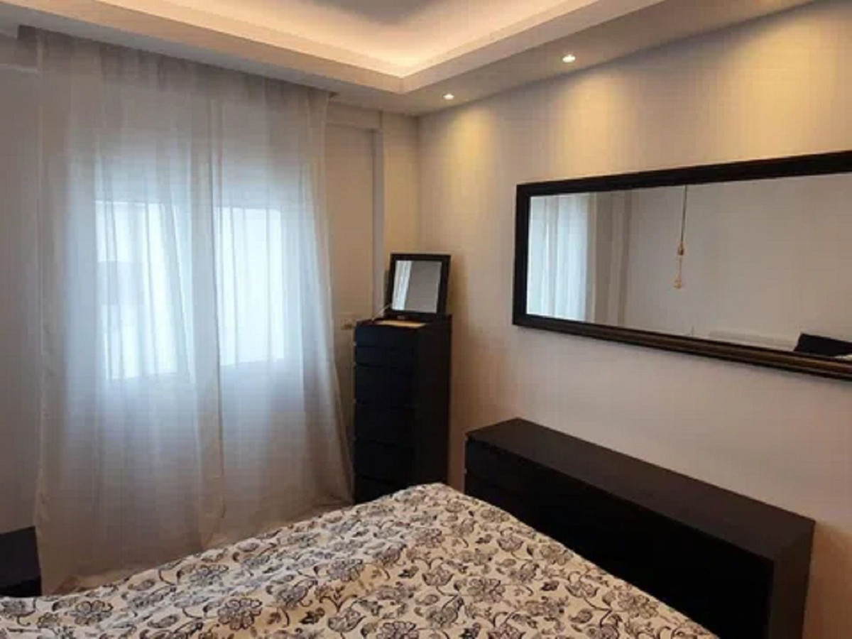 Tussenverdieping Appartement in Málaga Centro-9