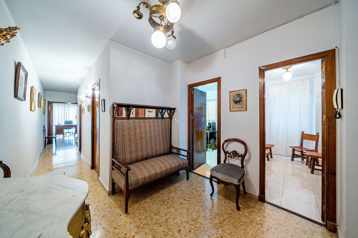 Appartement te koop in Málaga Centro | 4 slaapkamers H5066080