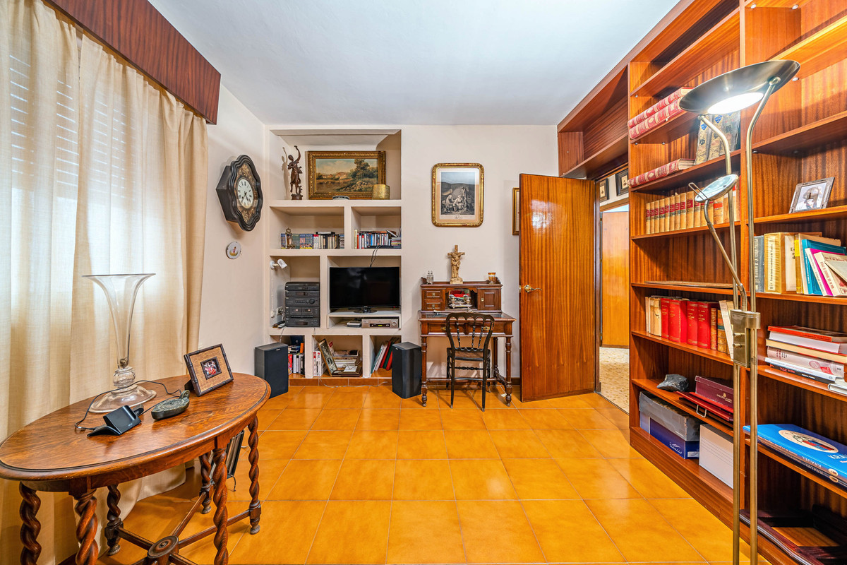 Appartement te koop in Málaga Centro | 4 slaapkamers H5066080