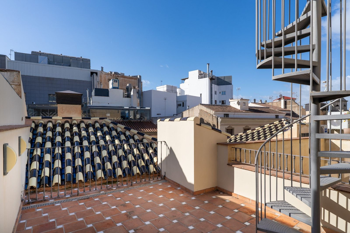 Appartement te koop in Málaga Centro | 4 slaapkamers H5310781