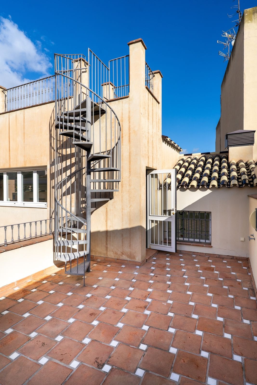 Appartement te koop in Málaga Centro | 4 slaapkamers H5310781