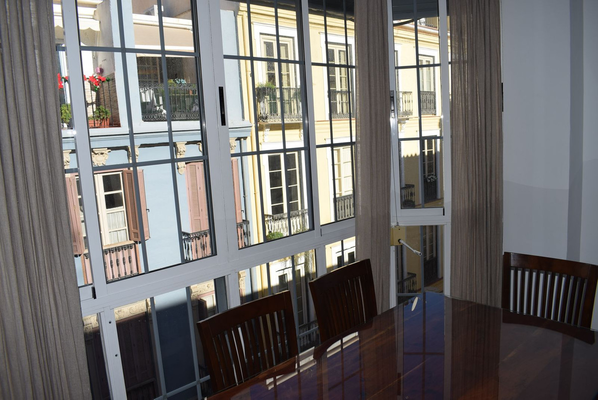 Appartement te koop in Málaga Centro | 4 slaapkamers H5361709