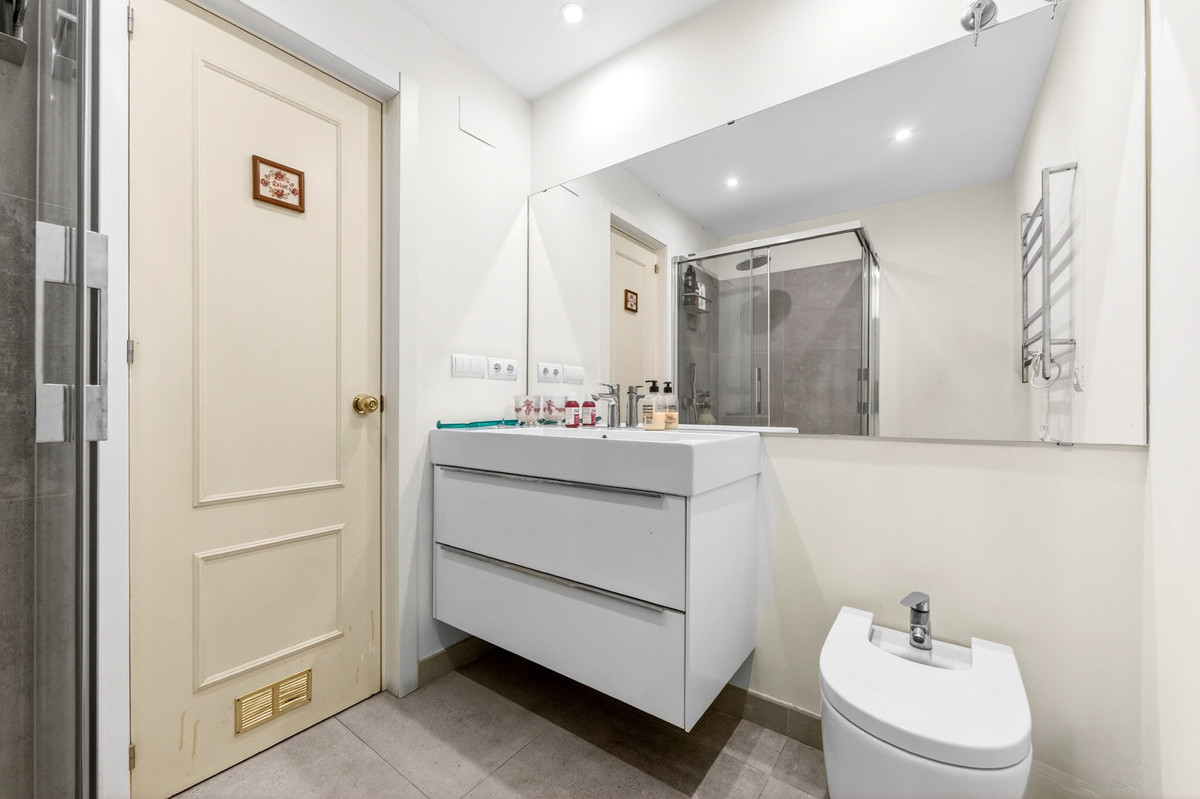 Appartement te koop in Málaga Centro | 3 slaapkamers H5395315