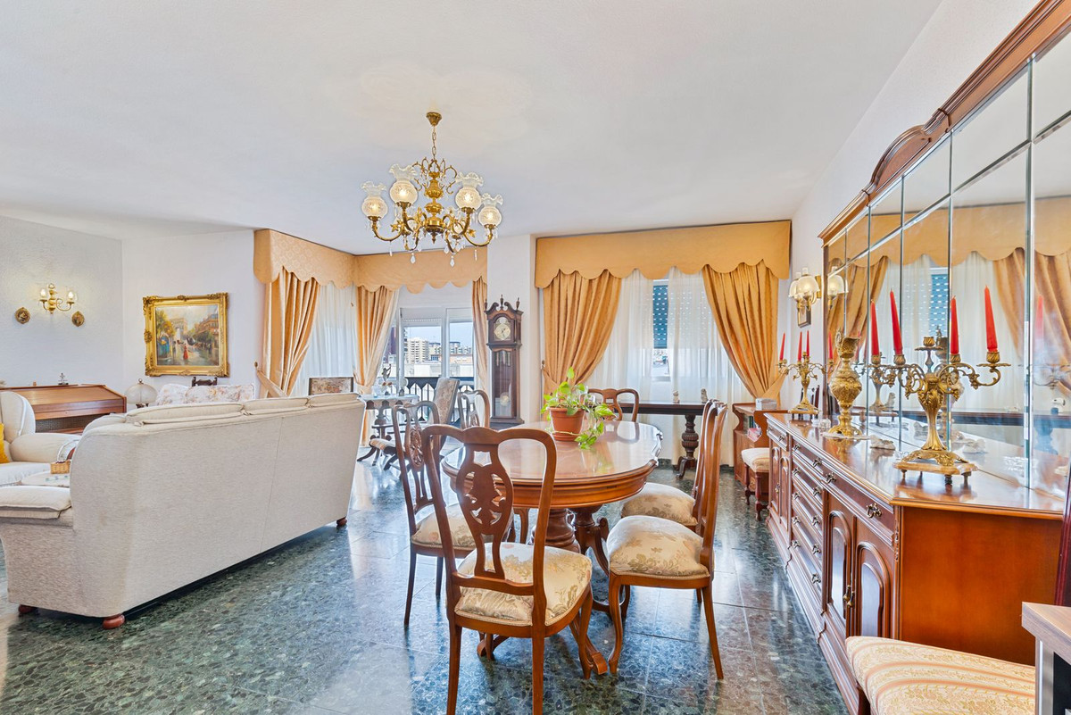 Appartement te koop in Málaga Centro | 4 slaapkamers H5455045