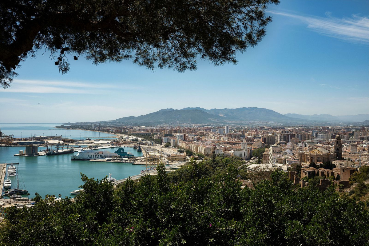 Appartement te koop in Málaga Centro | 2 slaapkamers H5492428