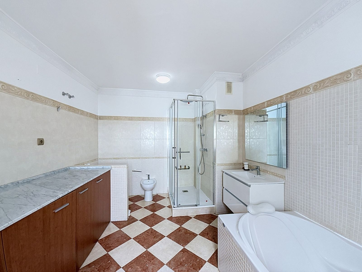 Appartement te koop in Málaga Centro | 3 slaapkamers H5498662