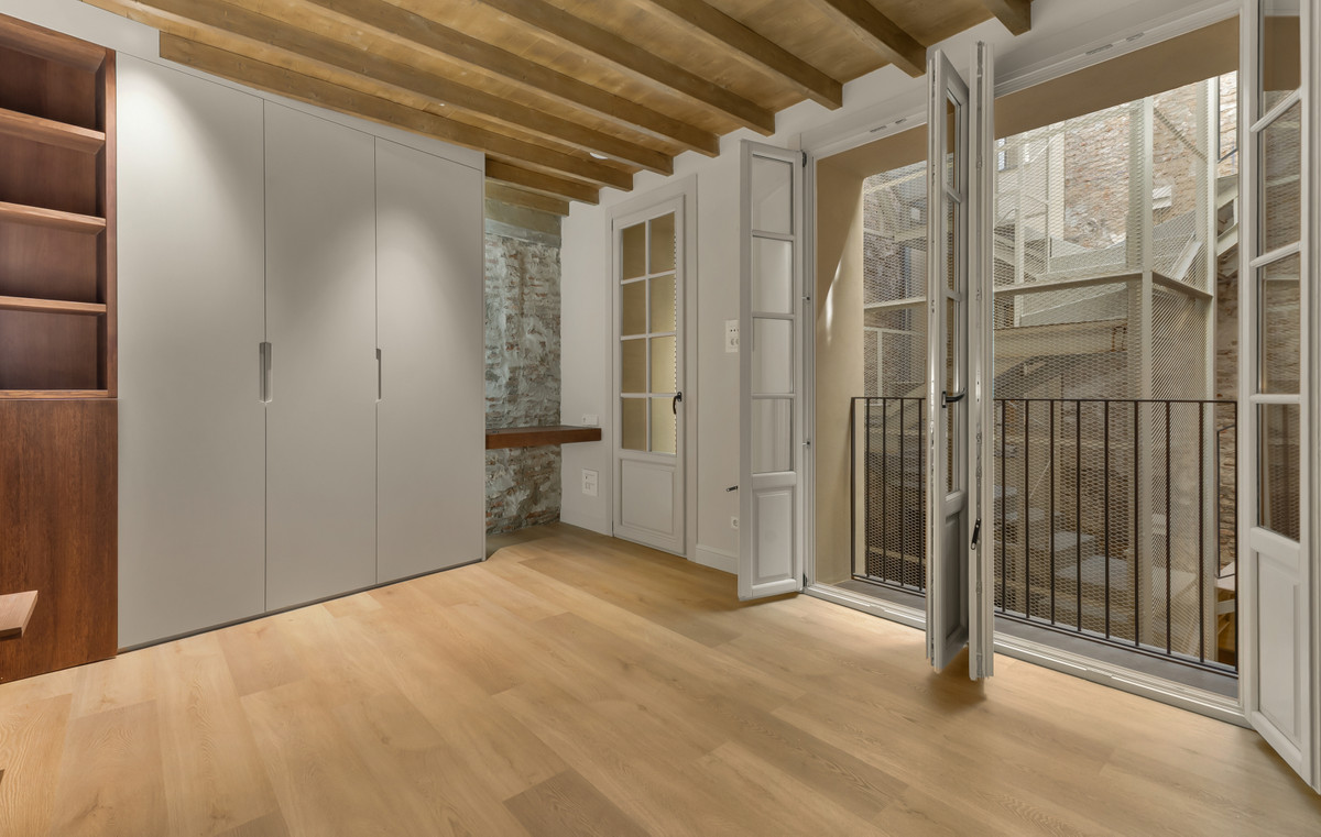 Property main view 33
