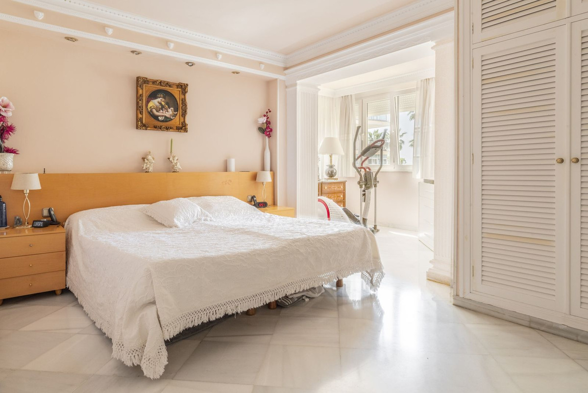 Appartement te koop in Málaga Este | 4 slaapkamers H5052343