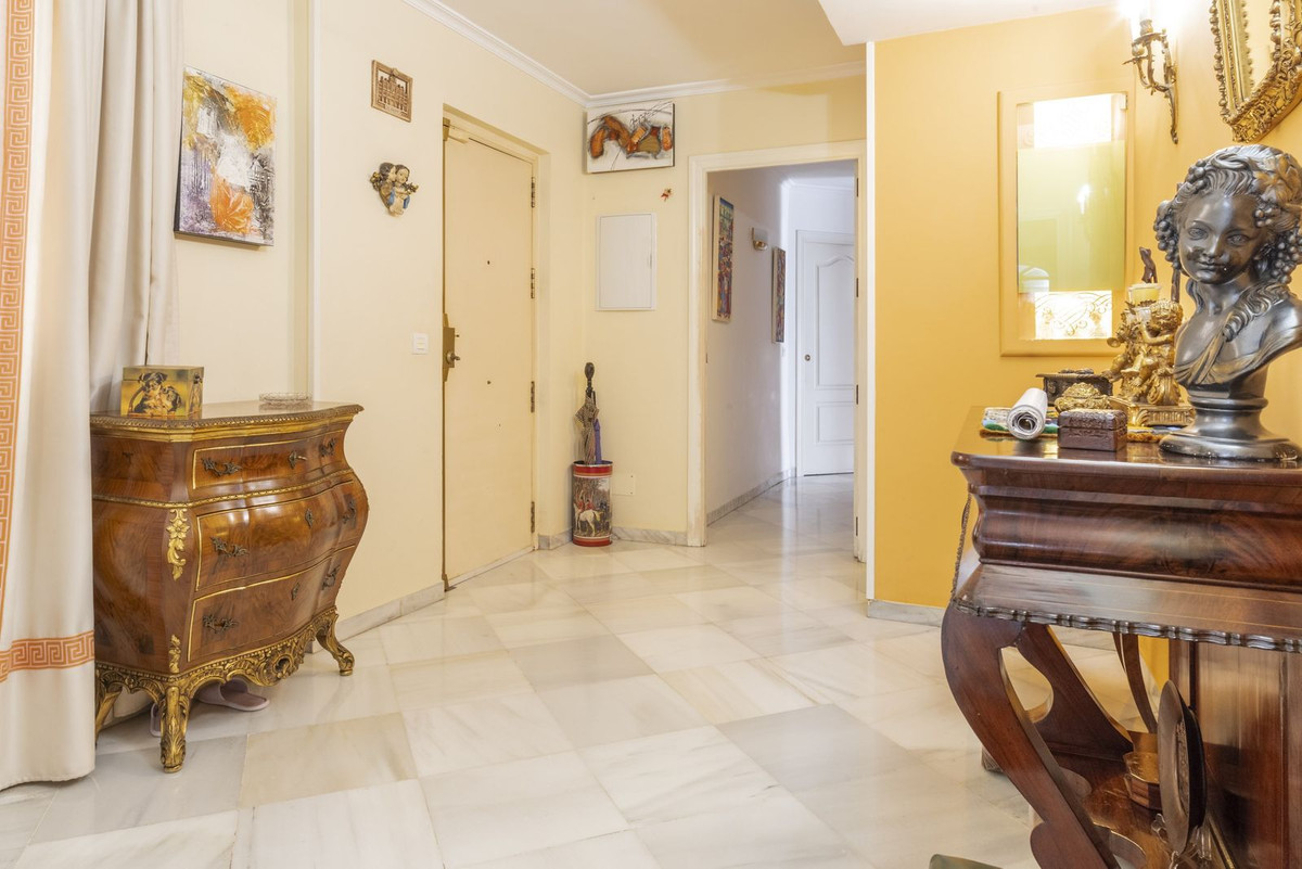 Appartement te koop in Málaga Este | 4 slaapkamers H5052343