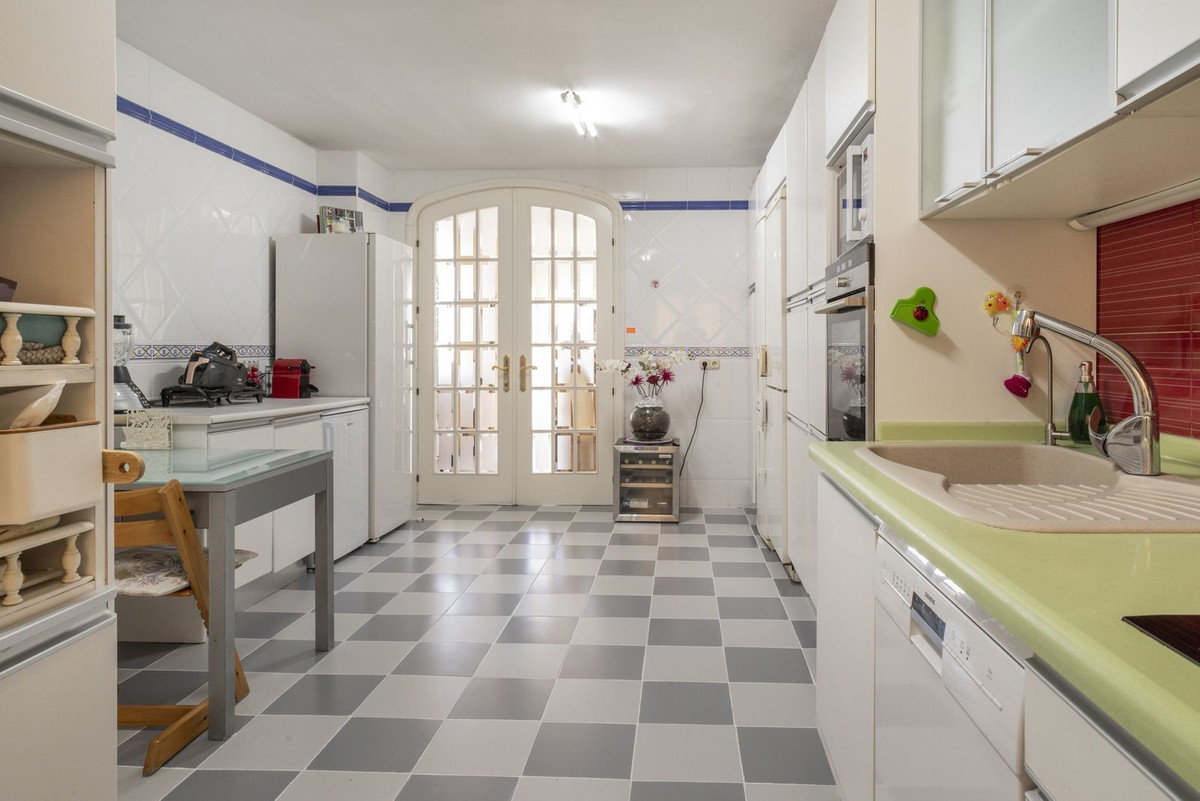Appartement te koop in Málaga Este | 4 slaapkamers H5052343