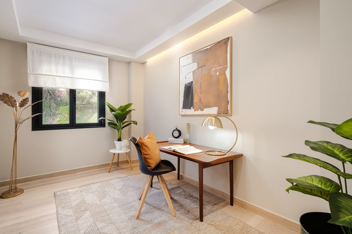 Appartement te koop in Málaga Este | 4 slaapkamers H5166040