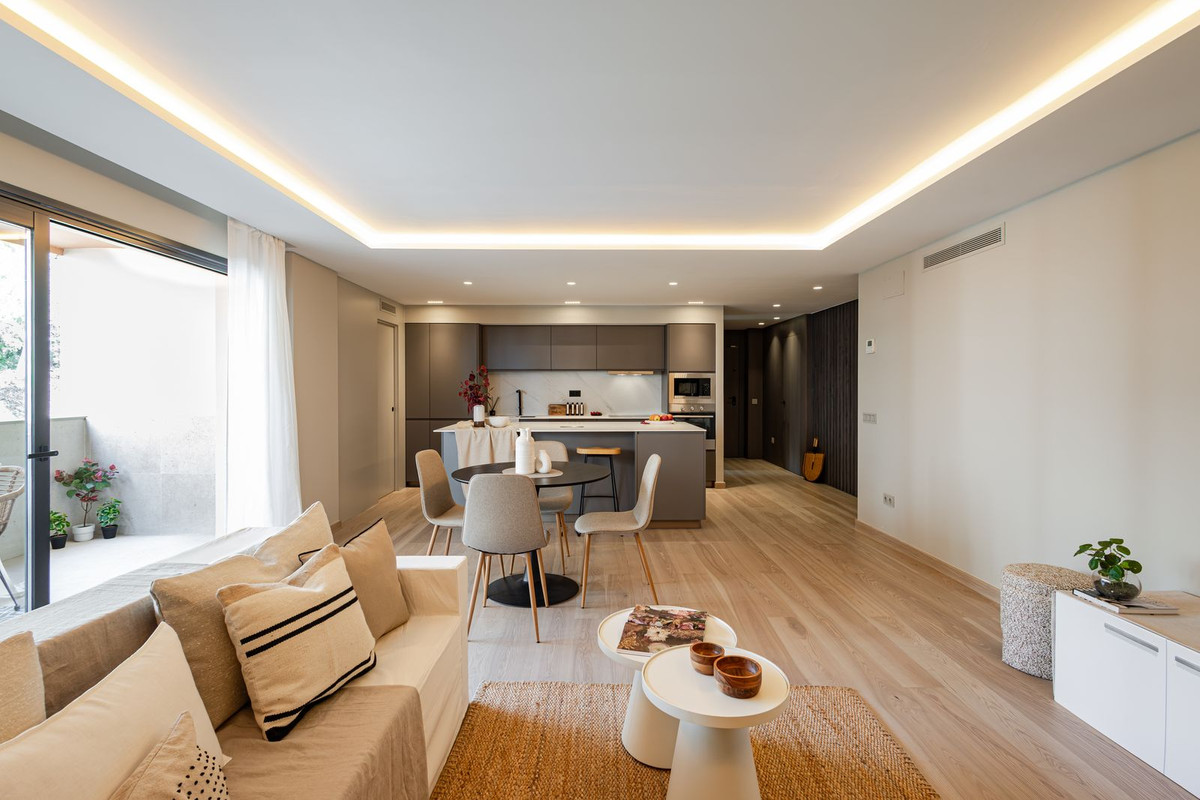 Appartement te koop in Málaga Este | 4 slaapkamers H5166040