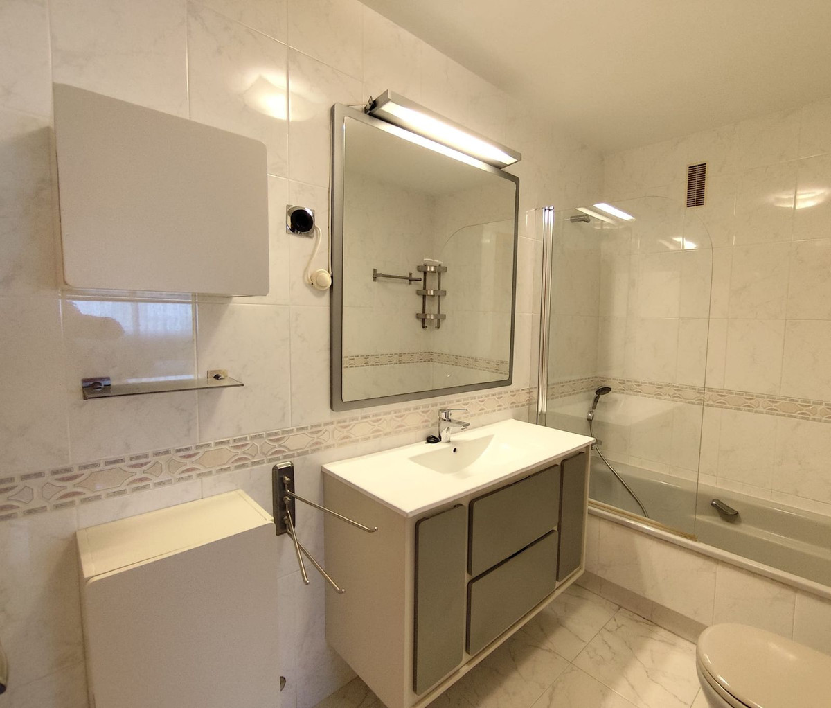 Appartement te koop in Málaga Este | 3 slaapkamers H5321599